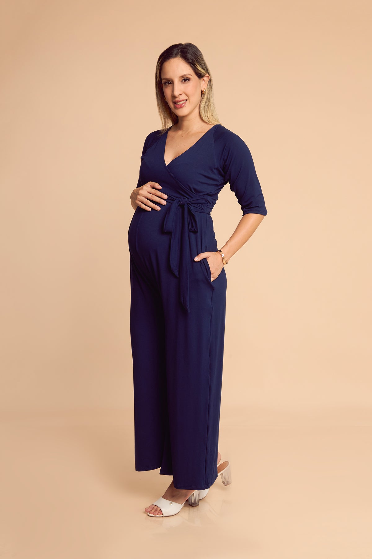 Enterizo Bianca Maternidad y lactancia – Margi Moda en Maternidad